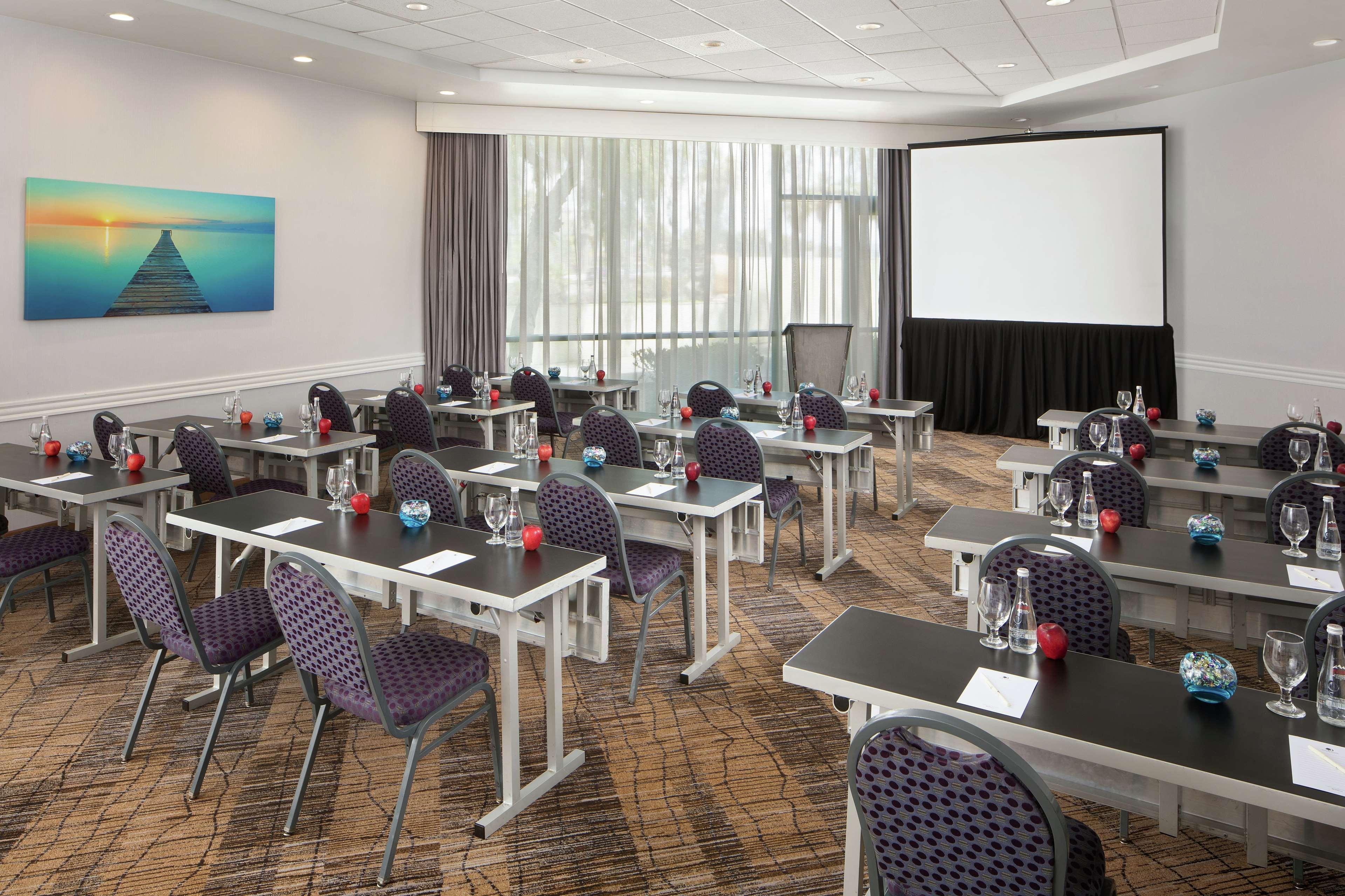 Doubletree By Hilton San Diego Hotel Circle Buitenkant foto