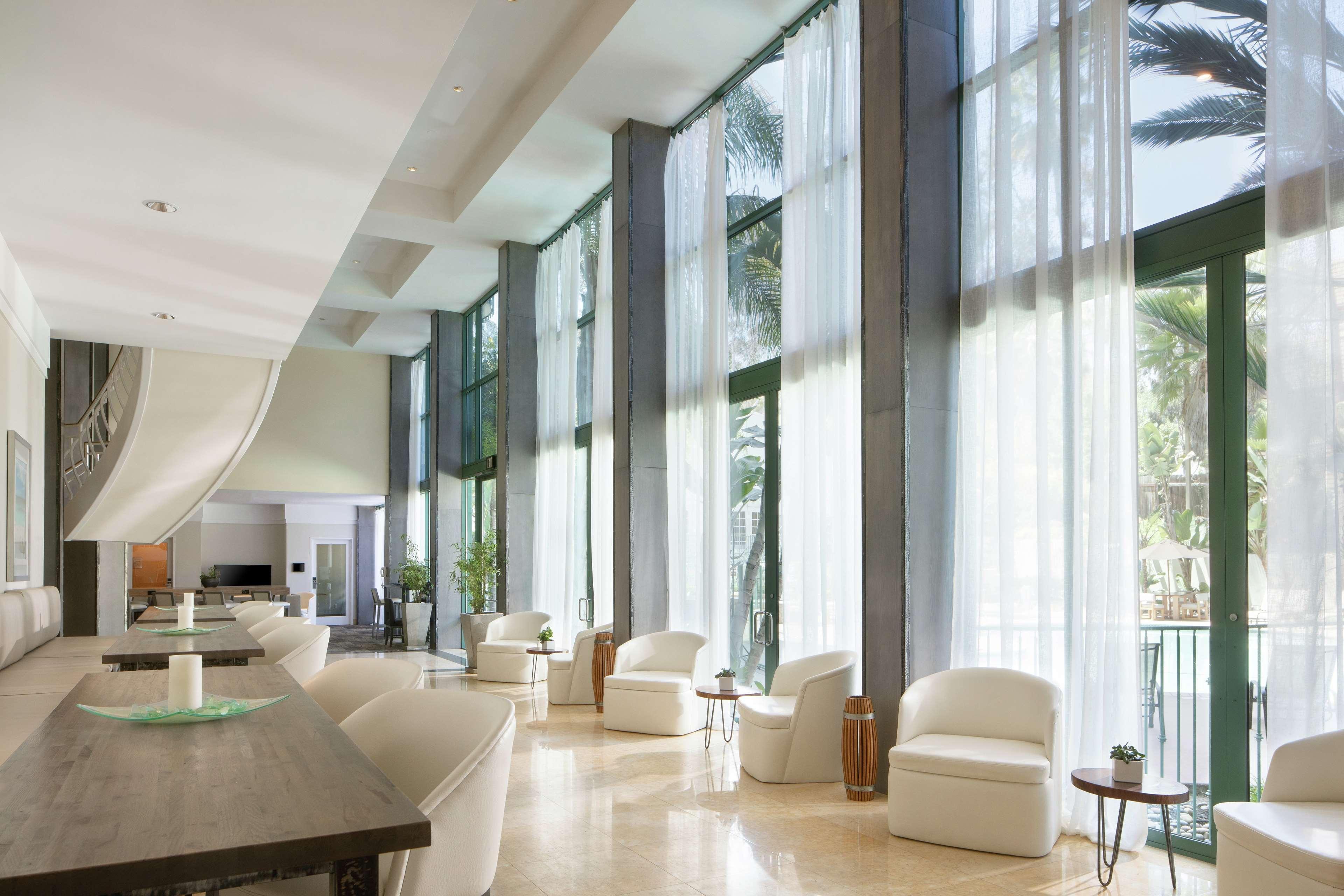 Doubletree By Hilton San Diego Hotel Circle Buitenkant foto