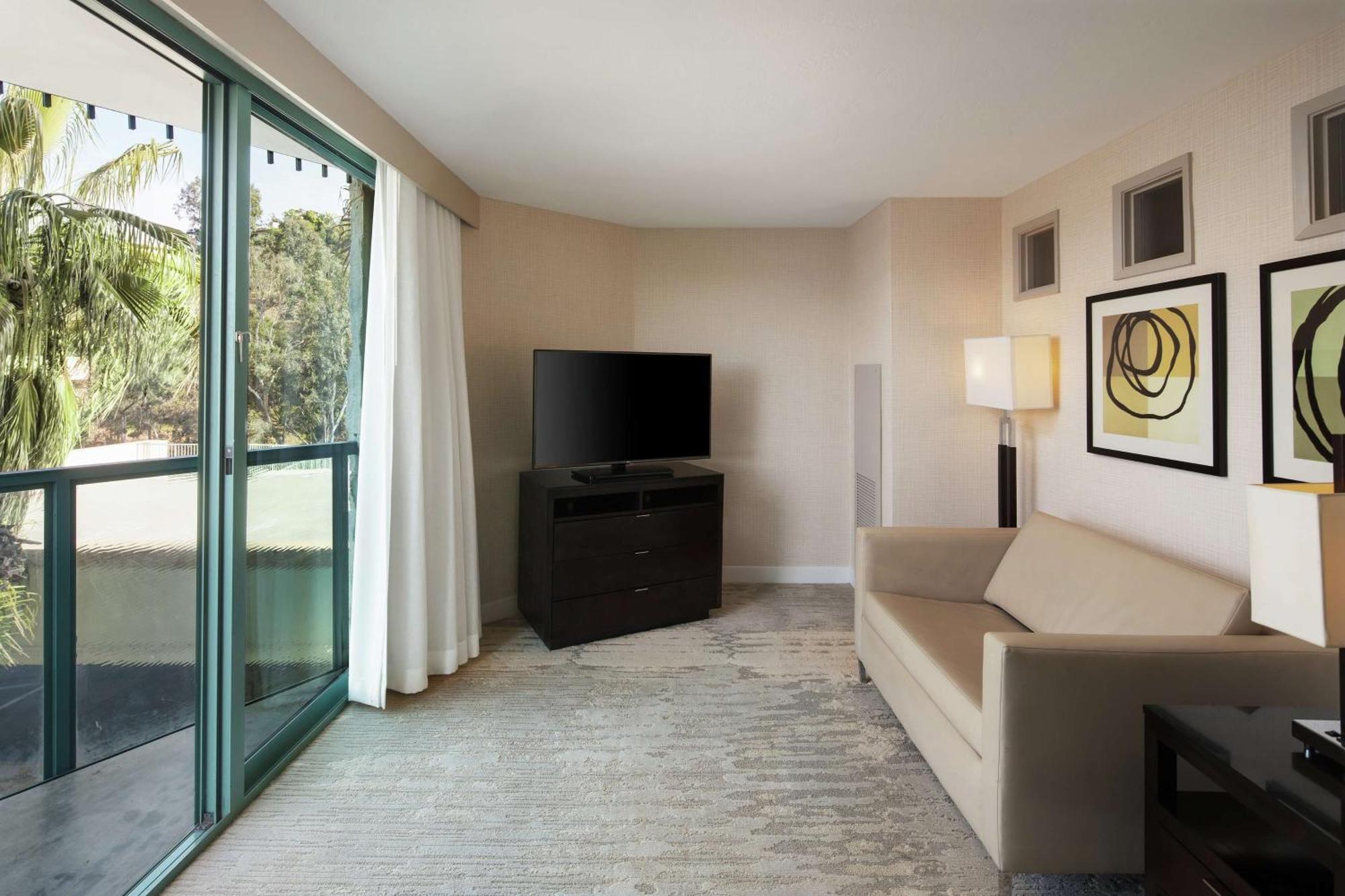 Doubletree By Hilton San Diego Hotel Circle Buitenkant foto