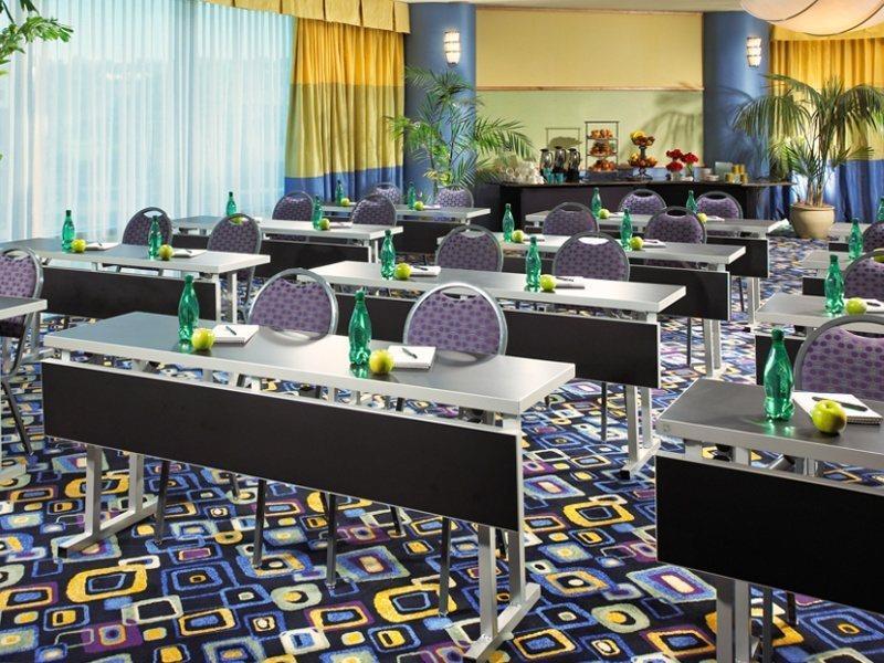 Doubletree By Hilton San Diego Hotel Circle Buitenkant foto