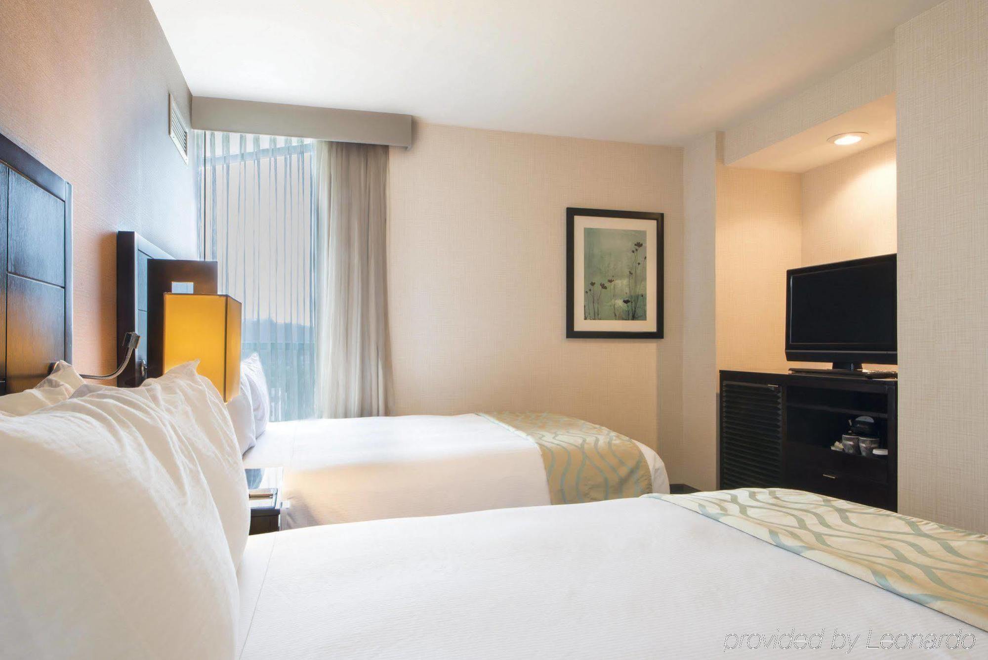 Doubletree By Hilton San Diego Hotel Circle Buitenkant foto
