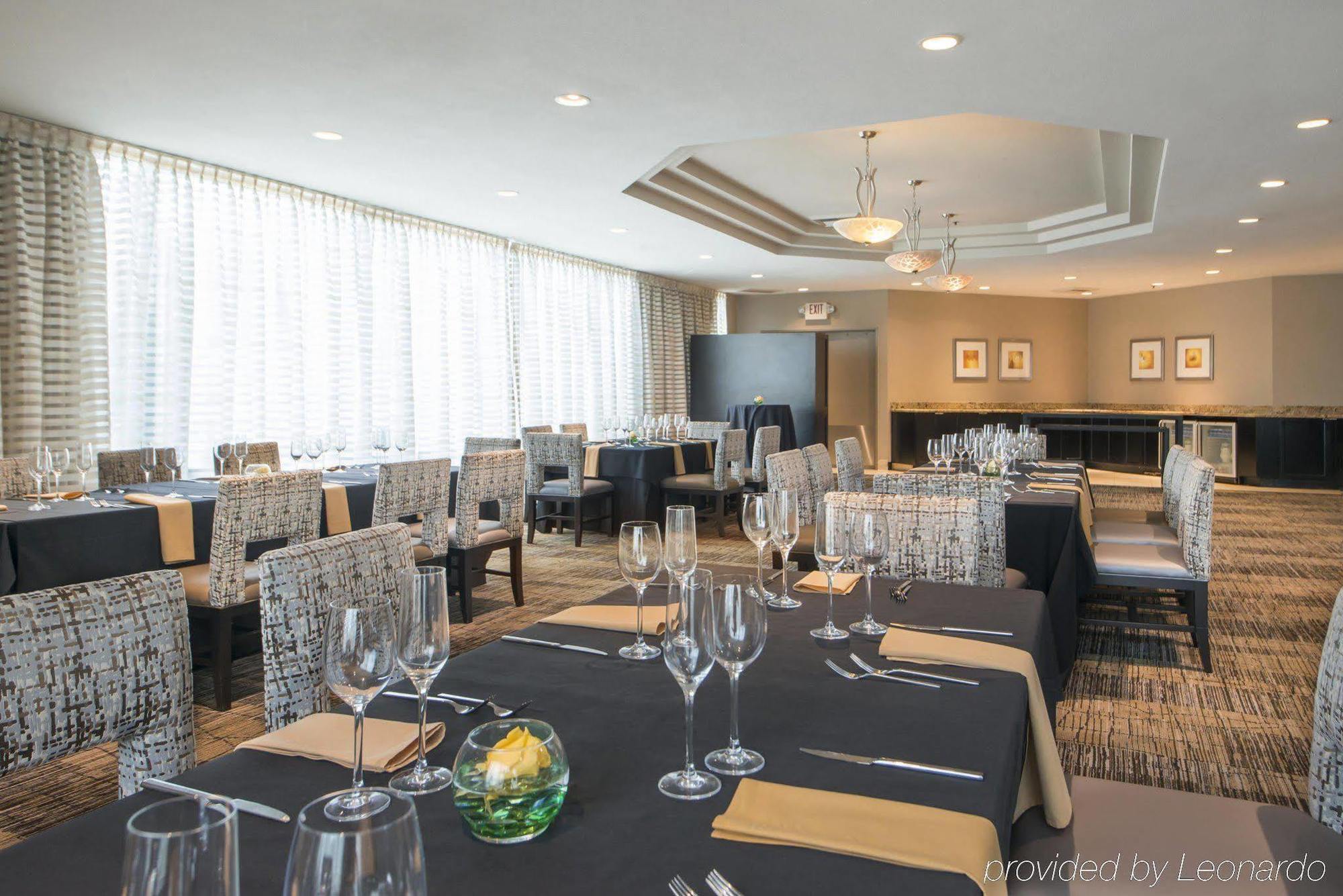 Doubletree By Hilton San Diego Hotel Circle Buitenkant foto